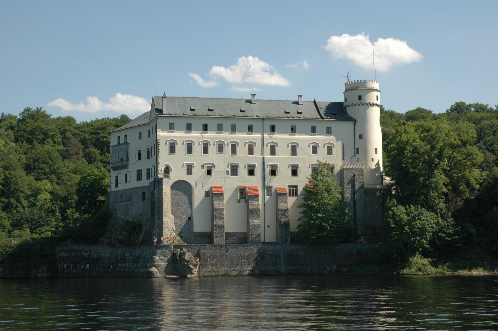 Resort Hotel Zvíkov Zvíkovské Podhradí Exterior foto